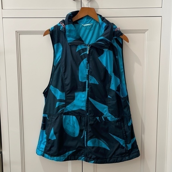 Lululemon Turquoise & Black Vest Hooded Jacket/Spring & Summer-Travel-Lk. New—12 - Picture 1 of 10